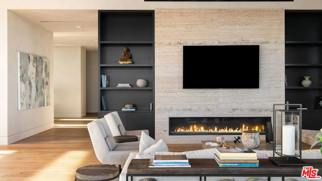 3881 Puerco Canyon Road, Malibu, California 90265 home-pic-22